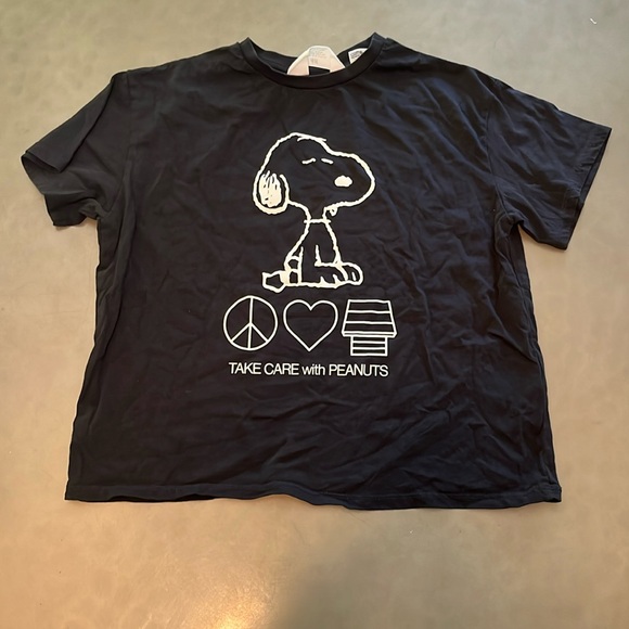 GIRLS H&M PEANUTS BLACK T SHIRT - Picture 1 of 4